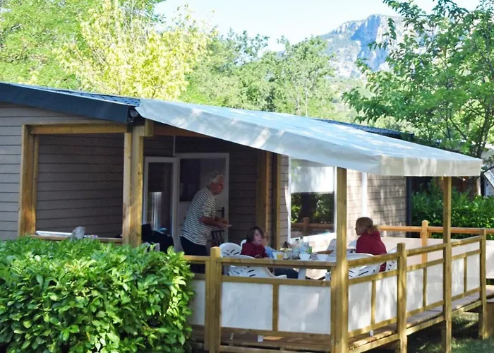 Tikayan Saint Clair - Maeva